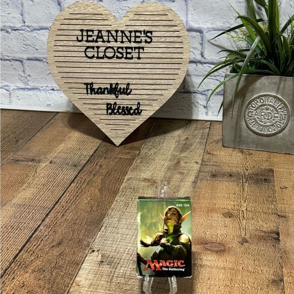 2017 Magic The Gathering Starter  Card Pack Green Mage 
Open pre owned - Picture 3 of 4